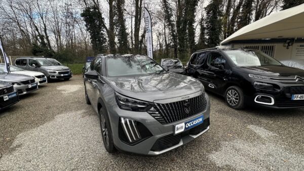 PEUGEOT 2008 II 1.5 BLUEHDI 130 GT