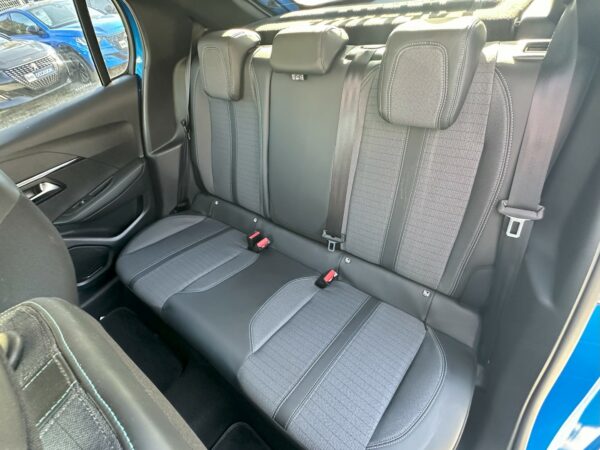 PEUGEOT 208 II phase 2 1.2 PURETECH 100 ALLURE – Image 17