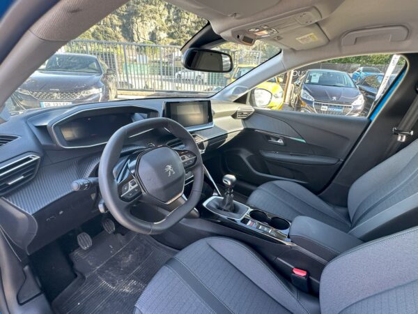 PEUGEOT 208 II phase 2 1.2 PURETECH 100 ALLURE – Image 19