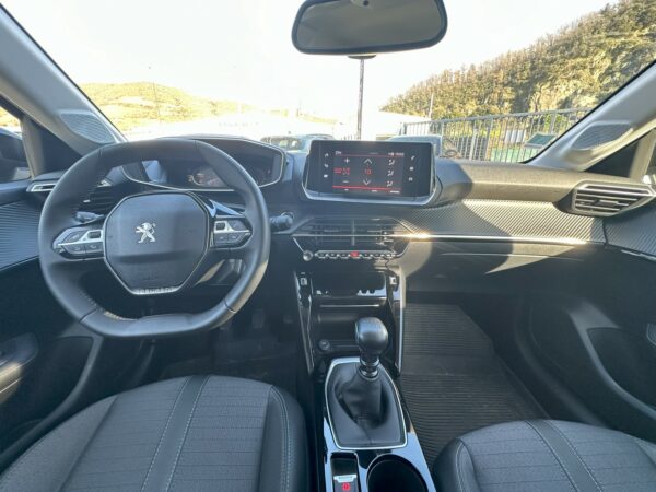 PEUGEOT 208 II phase 2 1.2 PURETECH 100 ALLURE – Image 23