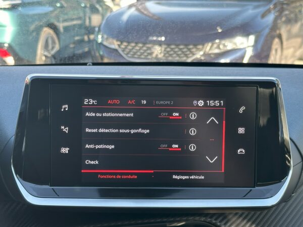 PEUGEOT 208 II phase 2 1.2 PURETECH 100 ALLURE – Image 30