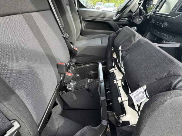 PEUGEOT EXPERT III (2) FOURGON XL BLUEHDI 145 BVM6 – Image 17