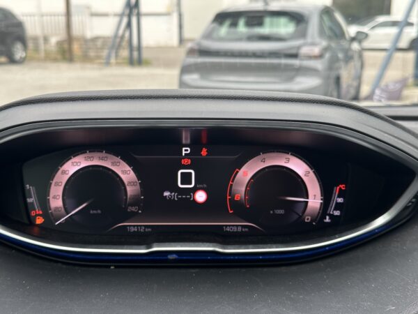 PEUGEOT 3008 II (2) 1.5 BLUEHDI 130CH S&S GT EAT8 – Image 21