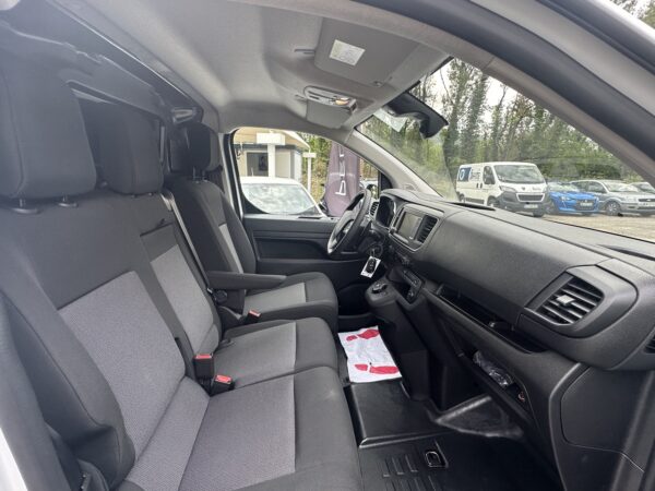 PEUGEOT EXPERT III (2) FOURGON M BLUEHDI 145 S&S EAT8 – Image 12