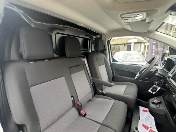 PEUGEOT EXPERT III (2) FOURGON M BLUEHDI 145 S&S EAT8 – Image 15
