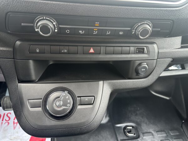 PEUGEOT EXPERT III (2) FOURGON M BLUEHDI 145 S&S EAT8 – Image 19