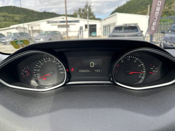 PEUGEOT 308 II (2) 1.2 PURETECH 110 S&S 5CV ACTIVE – Image 19