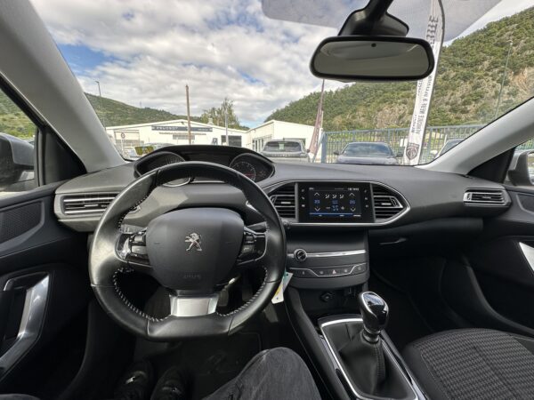 PEUGEOT 308 II (2) 1.2 PURETECH 110 S&S 5CV ACTIVE – Image 21